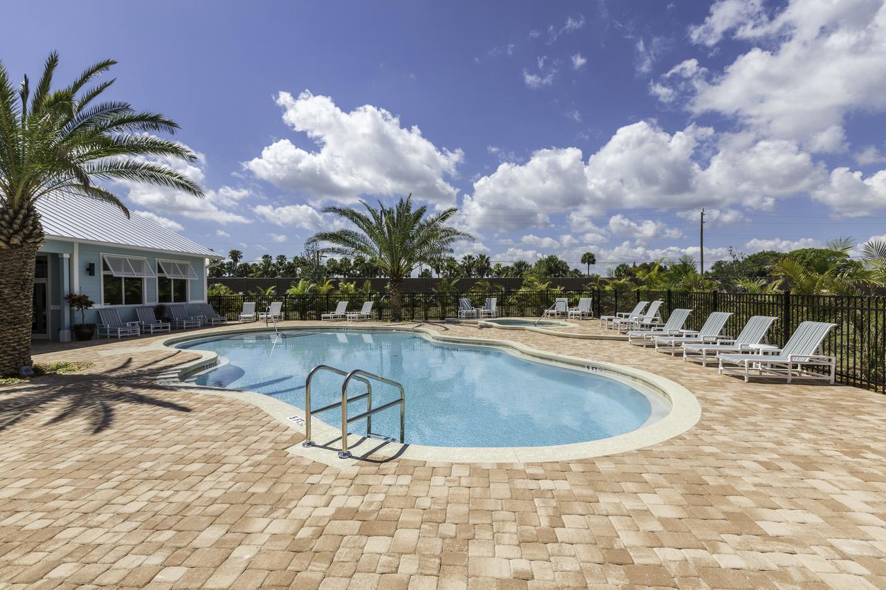 Cape Crossing Resort & Marina Merritt Island Exteriör bild